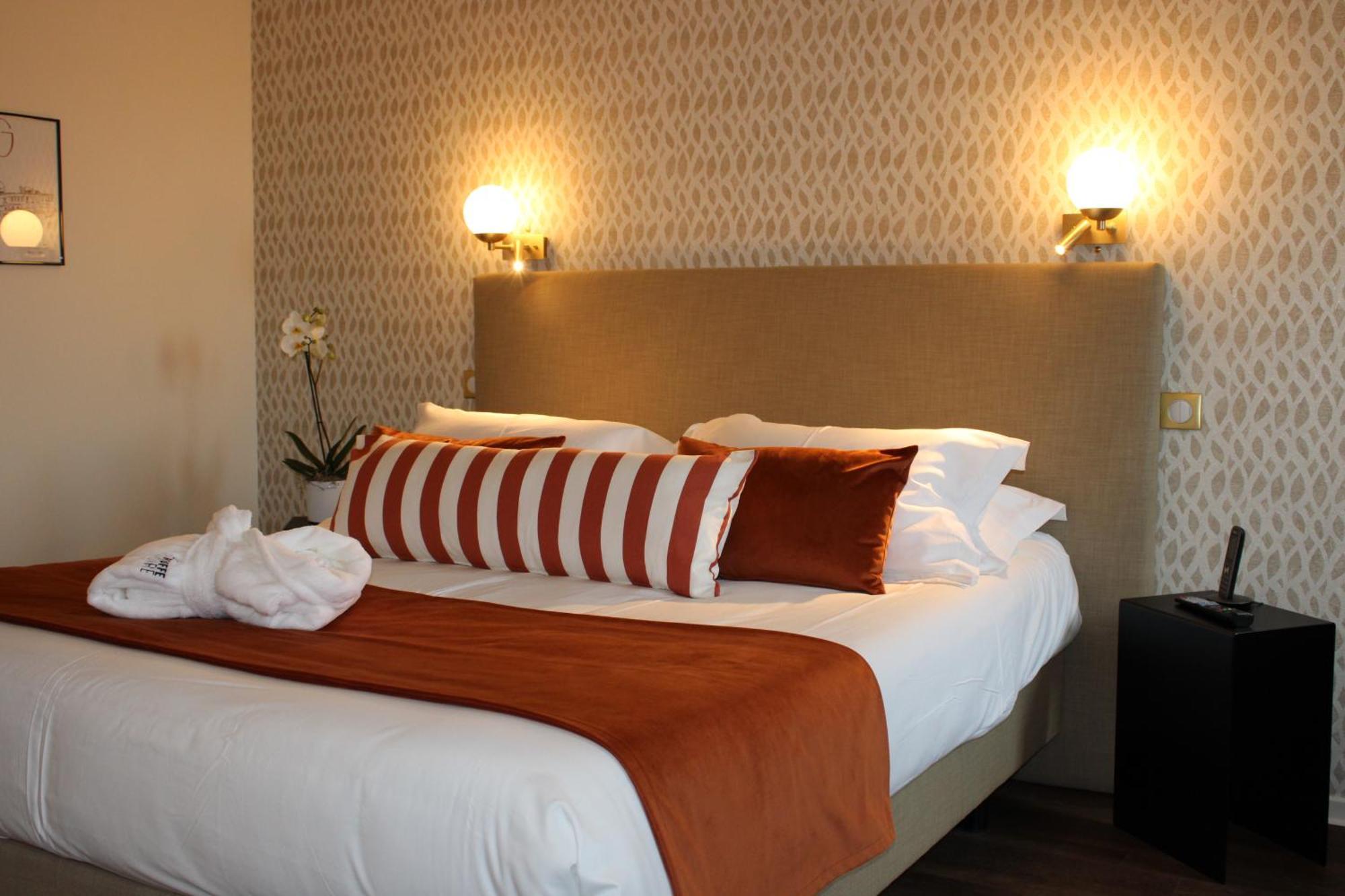 Hotel La Truffe Noire Brive-la-Gaillarde Bagian luar foto