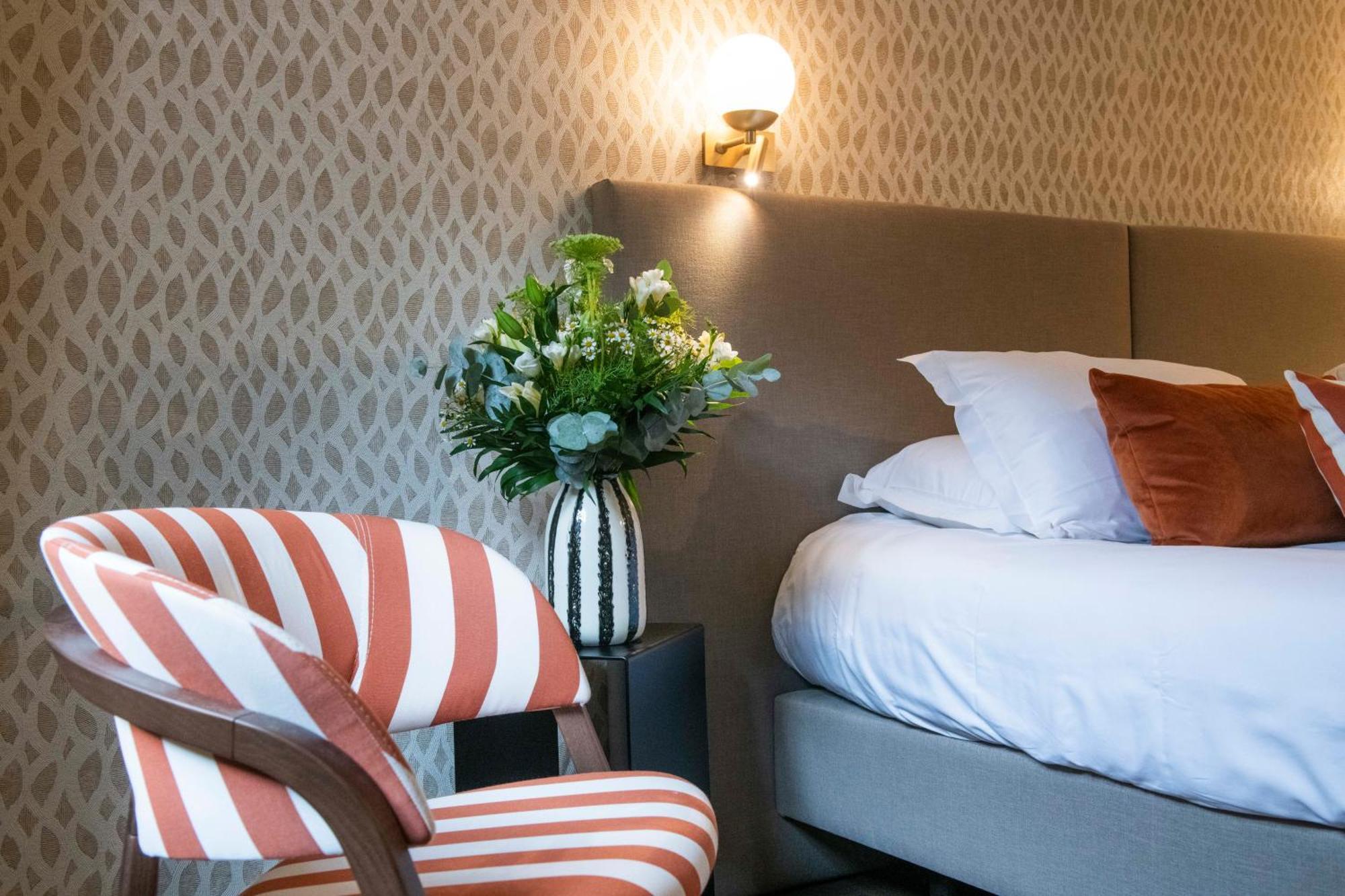 Hotel La Truffe Noire Brive-la-Gaillarde Bagian luar foto