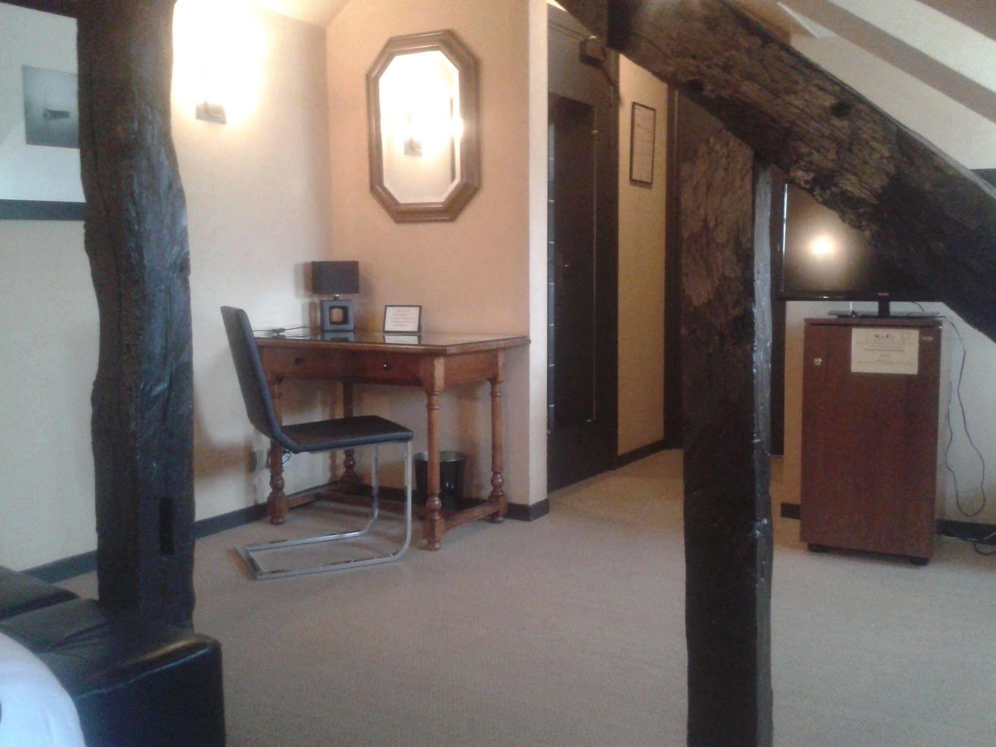Hotel La Truffe Noire Brive-la-Gaillarde Bagian luar foto